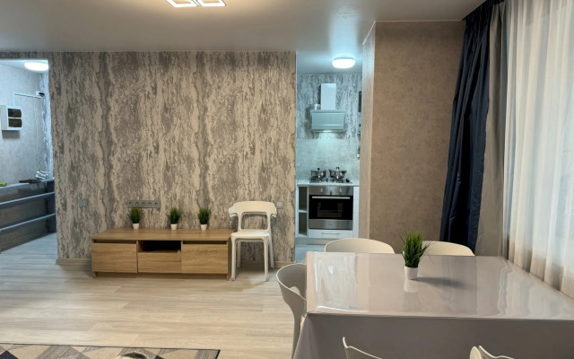 430 v tsentre 5 min do morya Flat