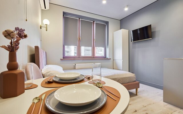 Fianit Vozle Parka Galitskogo Flat