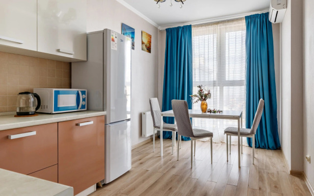 Апартаменты Улучшенные с Красивым Видом Юг-Апарт