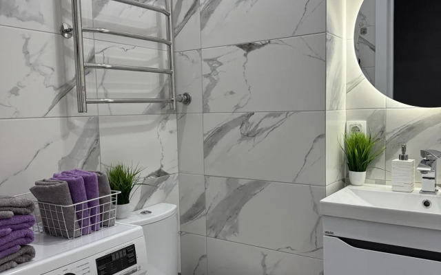 Lyuks na Leninskoy Flat