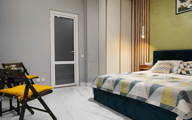 Stilnye S Otdelnym Vhodom Apartments