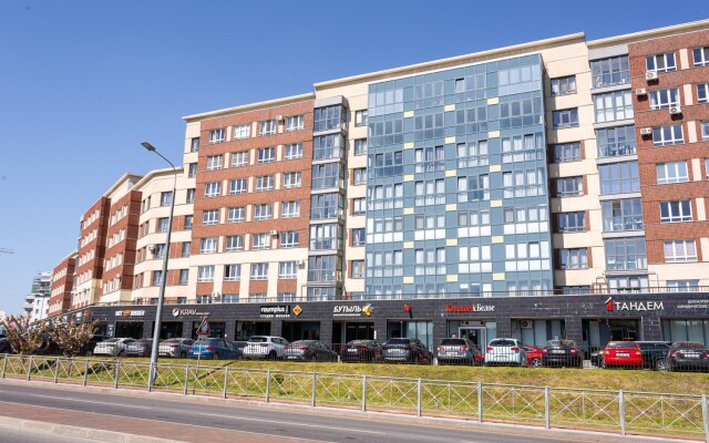 Kvartira Klassa Lyuks s Terrasoj i Vidom na Reku v Centre Rybnoj Derevni, Ostrov Kanta v Kaliningrade Flat