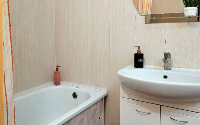 Апартаменты Однокомнатные на Латышских Стрелков 45