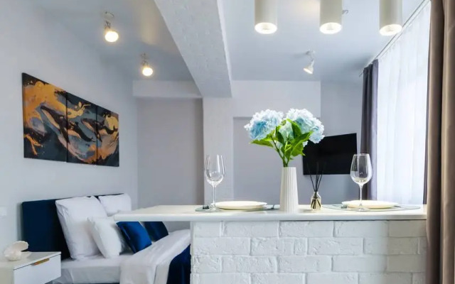 Studiya V 10 Minutakh Ot Morya Flat