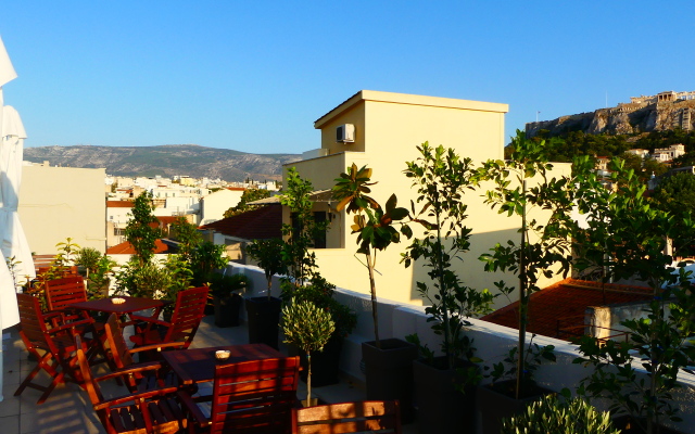 Theasis Athens Guest House