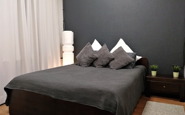 Good Night rooms & hostel