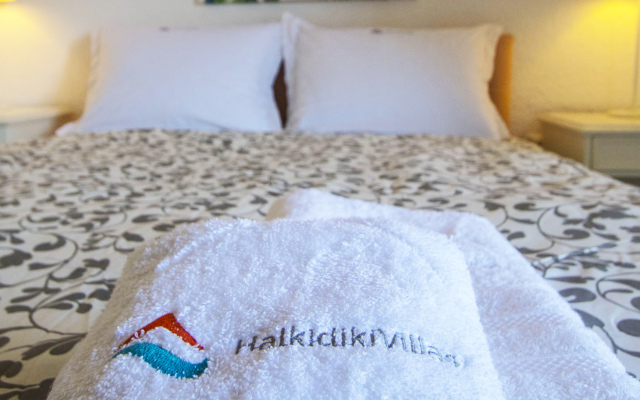 Lorenia Sea Side Elani Villa