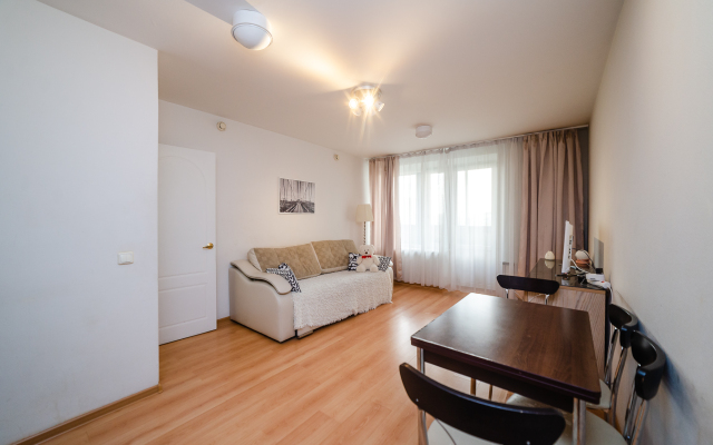 Dokuchaev Pereulok 2 (flat 1004) Apartments