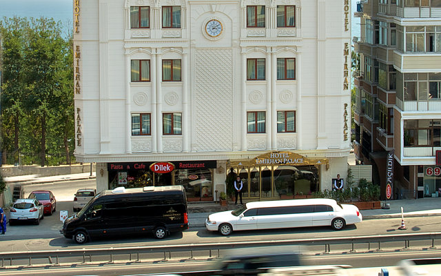Отель Emrihan Palace