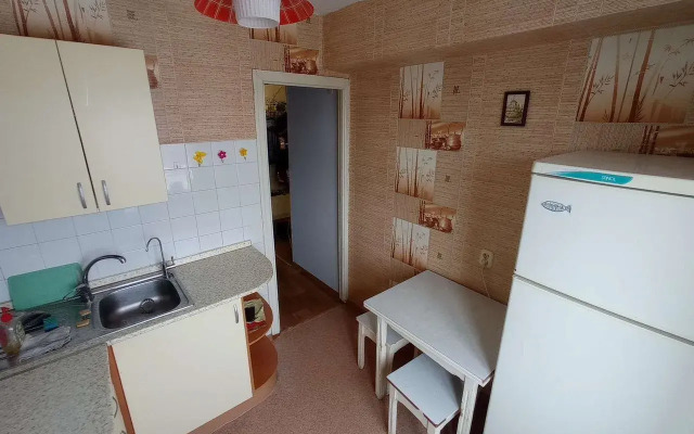 Квартира двухкомнатная на улице Кузнецова 9