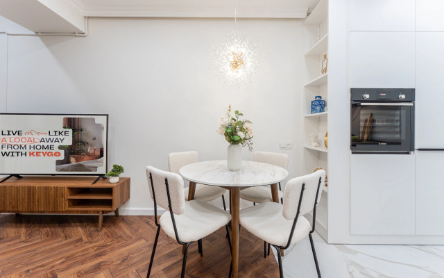 KeyGo #0131, 1 Bedroom, Designed, City Center Apartments