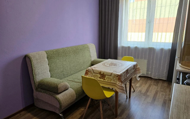 Квартира однокомнатная возле ТРЦ Аура