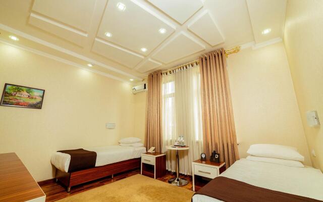 Asmald Palace Hotel
