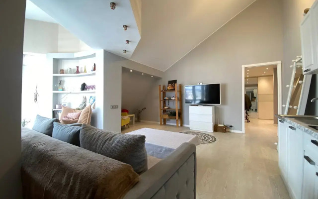 Na Prospekte Mira 267b Flat