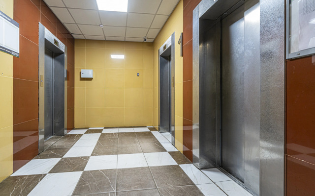 Квартира Студия с Диваном на Кондратьевском Проспекте