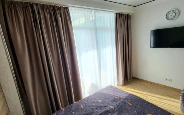 Sovremennaya Studiya U Morya Flat