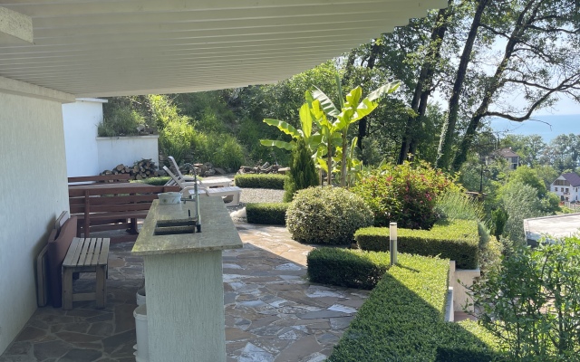 More I Palmyi Guest House