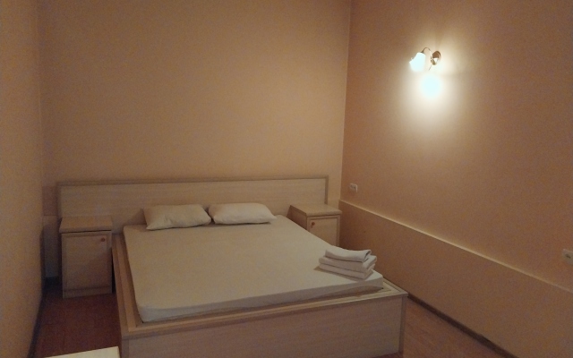 Happiness Guest House