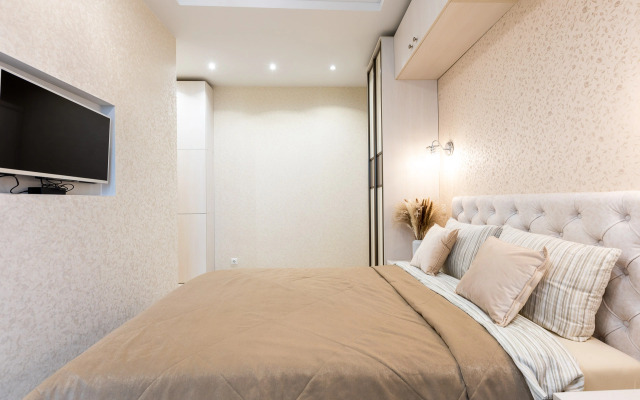 Stilnye v rayone Lebyazhiy Apartments