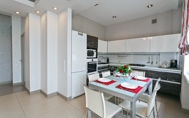 3-komn. v centre Minska dlya 7 gostej Apartament