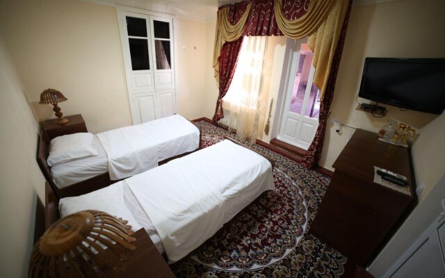 Firuza Guest House