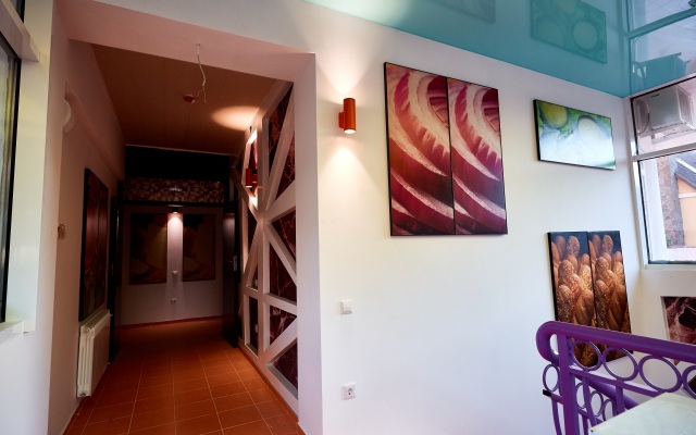 Deesa Hotel