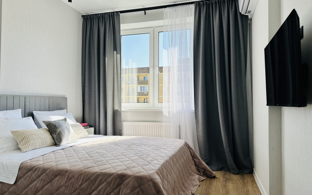 Апартаменты на Летчика Позднякова