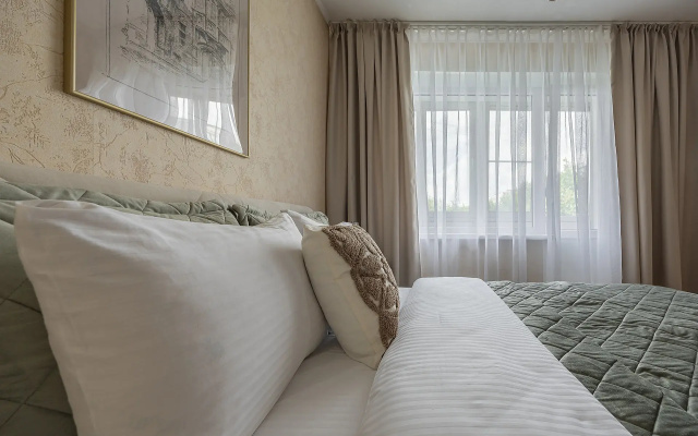 Apartamenty trehkomnatnye v 4km ot Kremla Sova-Dom
