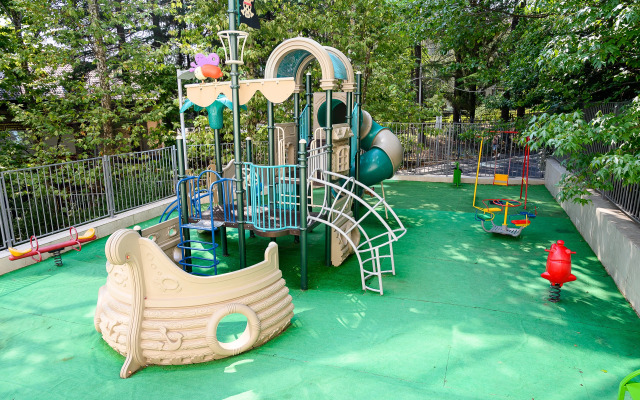 Ideal Khauz Apartments