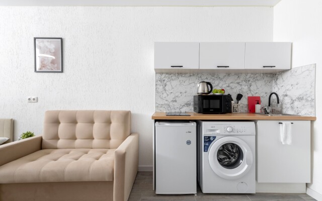 Uluchshennye Na Grecheskom prospekte 5 Apartament