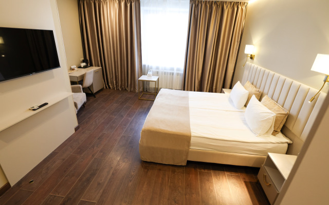 Гостиный двор Зуевский