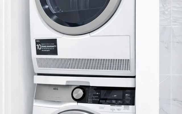 Апартаменты  ApartMari Шикарные 3-комнатные апартаменты на набережной реки в центре Калининграда