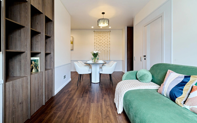 Квартира Критик Отдыхает на Площади Искусств