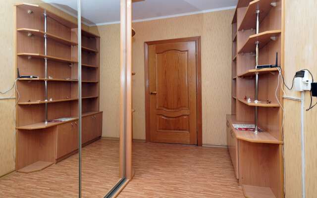 V Tikhom Rayone Goroda Flat
