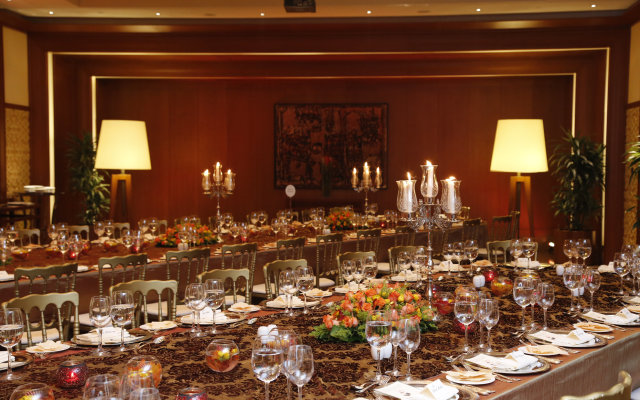 Divan Istanbul Hotel