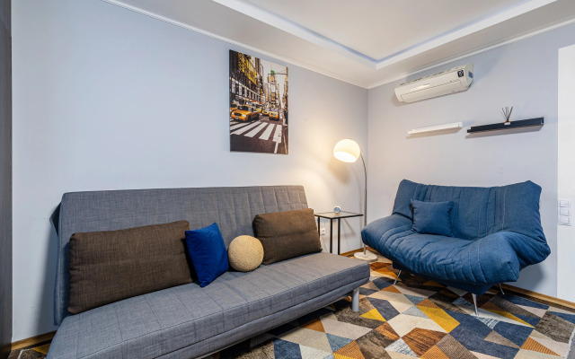 Uluchshennaya dvuhkomnatnaya vo vnutrennem dvorike Baumana Flat