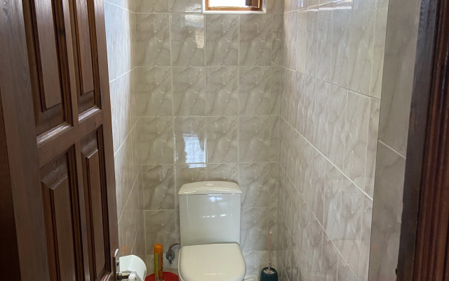 Na Prosvescheniya 152/2 Guest house