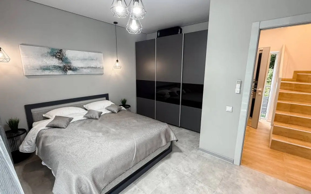 S Basseynom I Baney Pod Otkrytym Nebom Private house