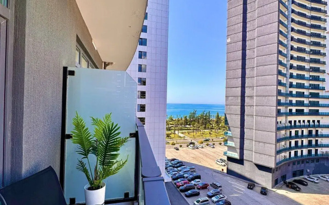 White Sails A 907 Apartments