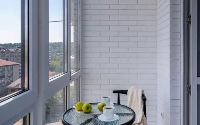 Na Pervomayskoy Ulitse 70 Flat