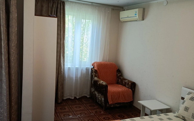 Na Tolstogo 30/1 Guest House