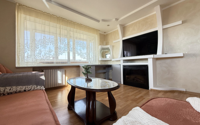 Квартира 2-ком Окт Революции 27-40 Севастополь КакДома