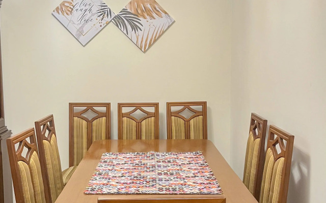 Na Vtorom Etazhe Apartments