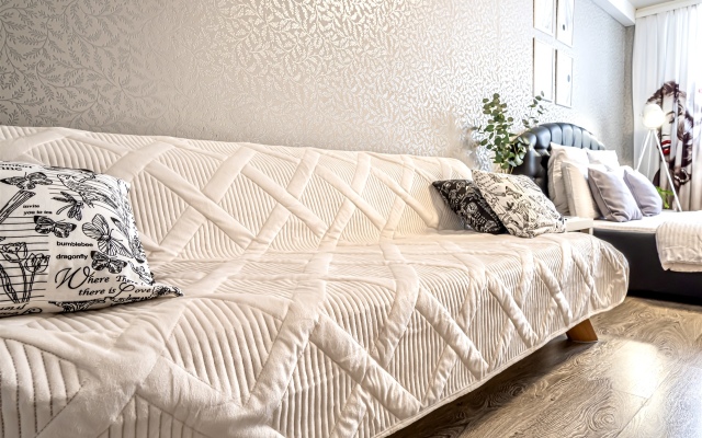 Monro Flat
