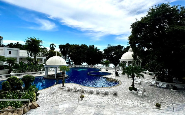 Апартаменты Sky Beach Apt