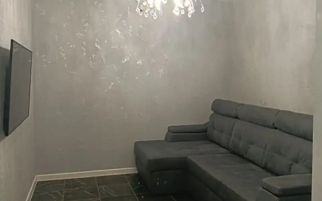 Квартира Двушка в Центре на Берегу р. Которосль