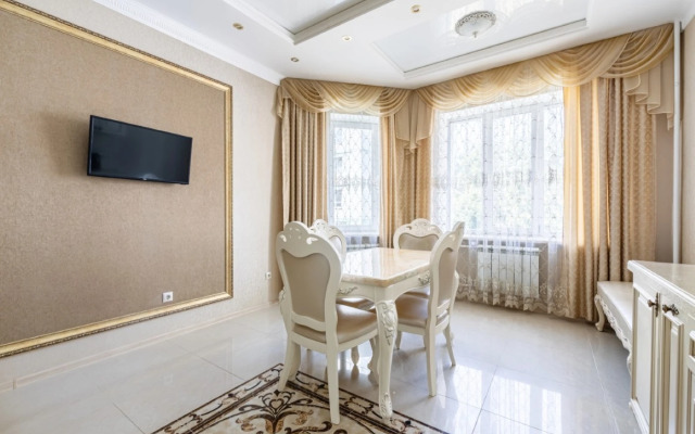 Квартира Шикарная Трёхкомнатная в Самом Центре Казани