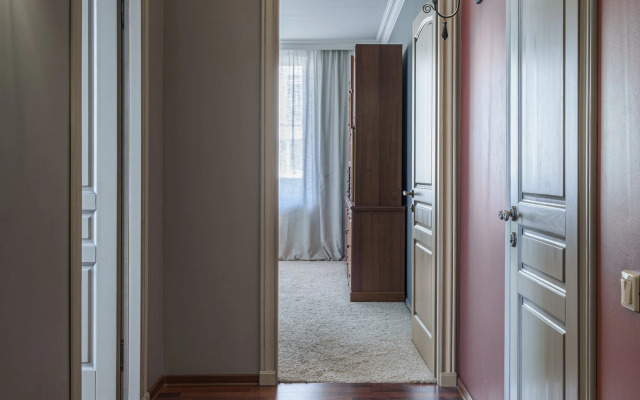 Квартира Просторная в 10 мин от МВДЦ Сибирь