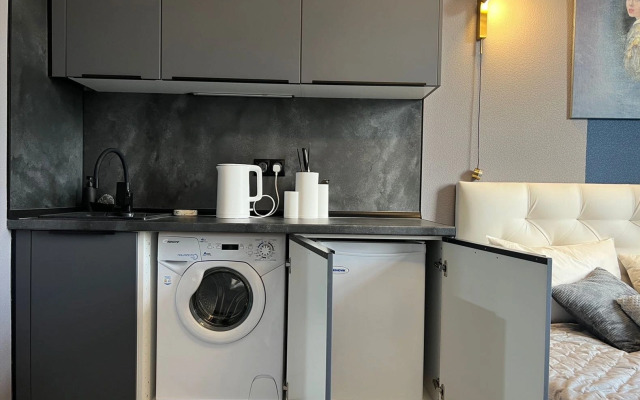 520 Alleya Pervoy Mayovki Apartment