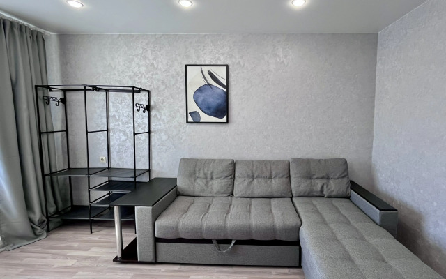 V Solnechnom Flat